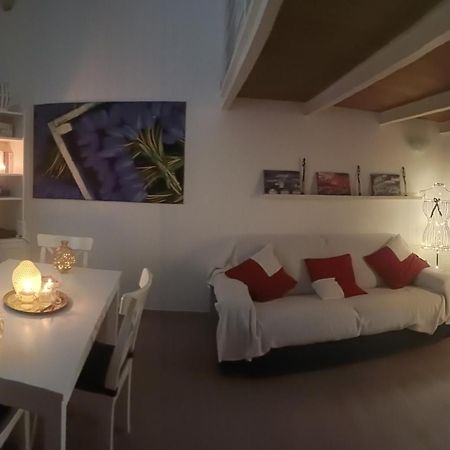 Trastevere In Loft Rome Bagian luar foto
