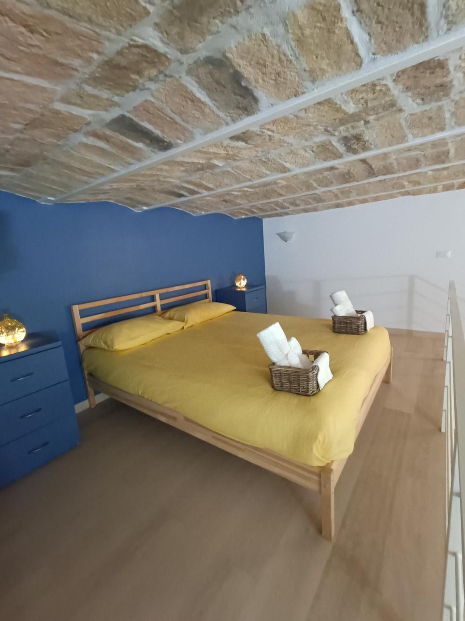 Trastevere In Loft Rome Bagian luar foto