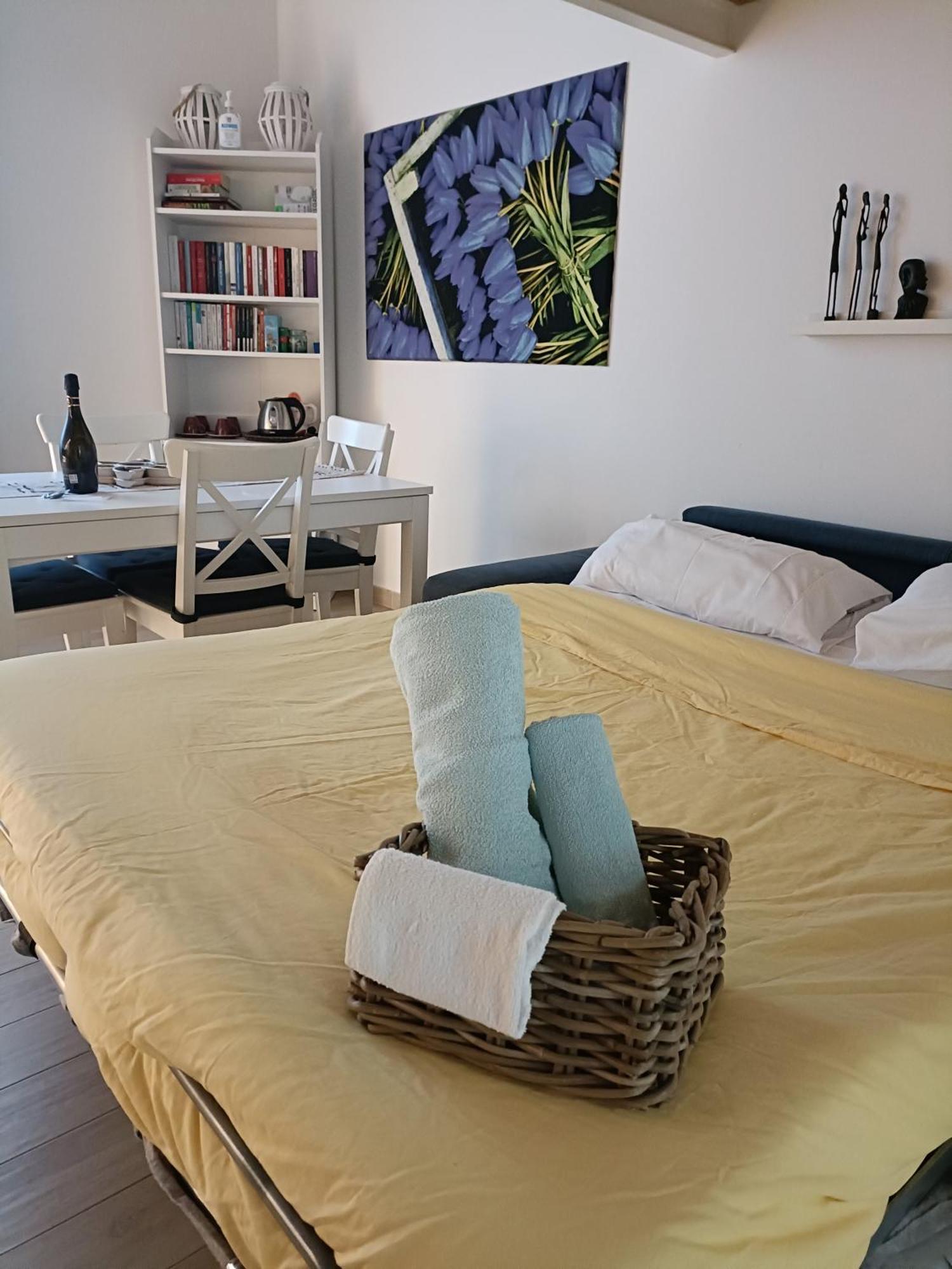 Trastevere In Loft Rome Bagian luar foto